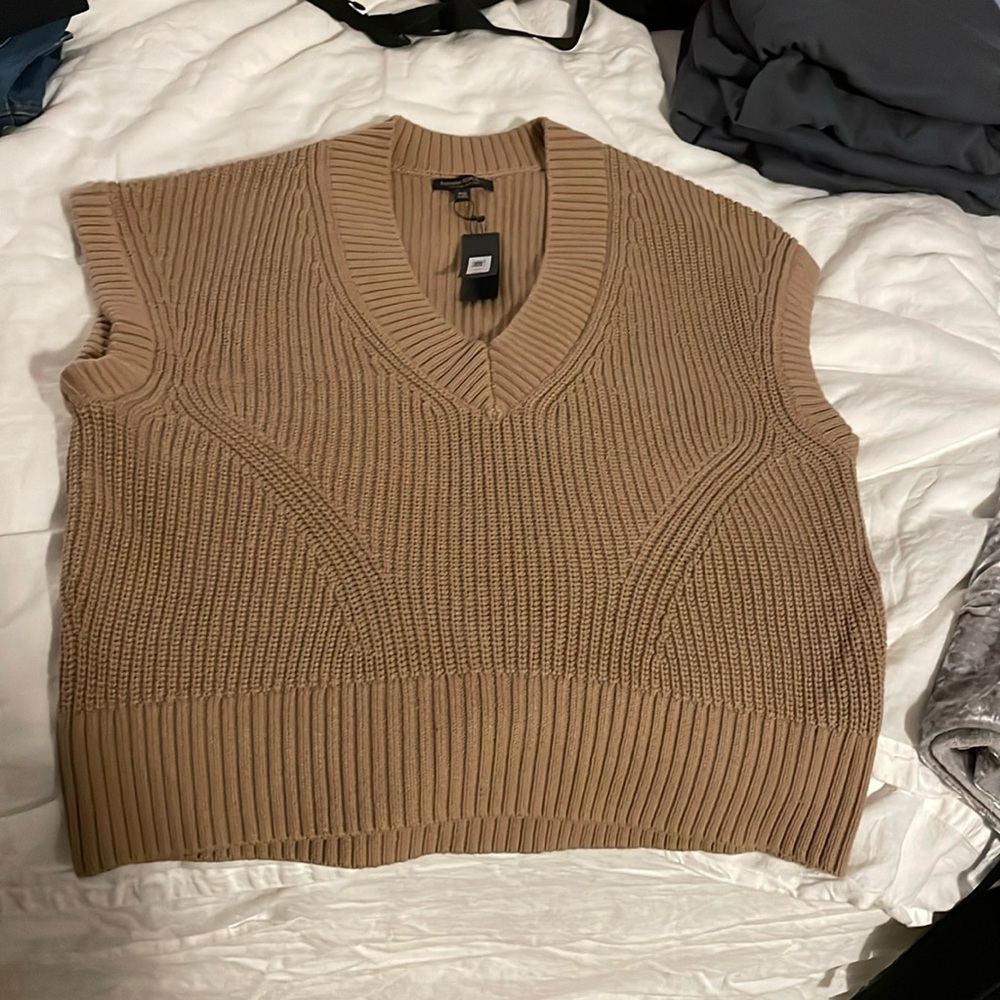 Oversized tan sweater vest - Banana Republic